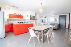 Maisons d'hotes Le Petit Choiseul - Superb bungalow sleeps 6 : photos des chambres