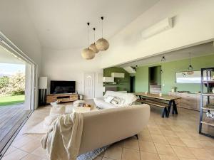 Luxury Villa with Stunning Panoramic Views