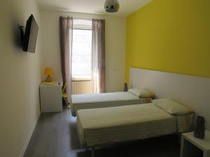 Double or Twin Room with Shared Bathroom