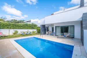 Villas Novochoro - Small Garden by DreamvillasAlbufeira