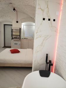 Red & Yellow Old Town