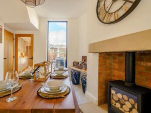 3 Bed House With Hot Tub Great Ayton - TOP Terrace