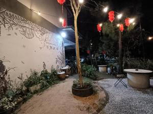 Lung Tok Entreprise 茶馆民宿