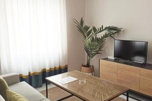 Yellow Sun Apartment