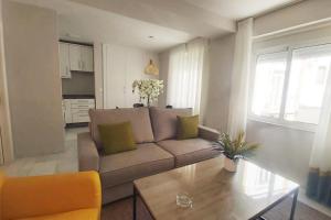 Yellow Sun Apartment