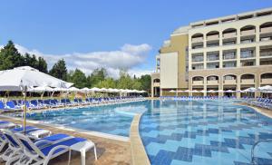 4 csillagos hotel Sol Nessebar Bay Resort & Aquapark - All inclusive Neszebar Bulgária