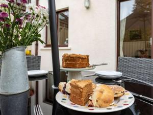 2 Bed in Narberth 84026