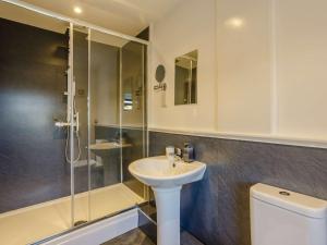 4 Bed in Cowling 84040
