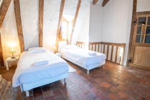 Maisons d'hotes 16th century hunting lodge - Chateau de Nitray : photos des chambres