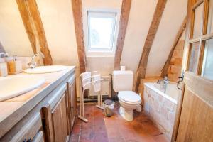 Maisons d'hotes 16th century hunting lodge - Chateau de Nitray : photos des chambres