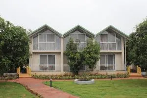 Mango Leaf Lake Resort - Karandi Khurd