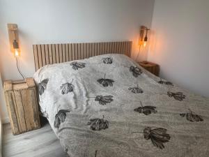Appartements Le grand studio VAMEA : photos des chambres