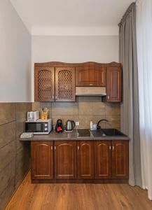 Old town apartment with free parking by Polo Apartments