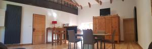 B&B / Chambres d'hotes La Framboisine : Maison 3 Chambres