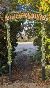 Blue Sky Huts - Saint James
