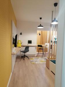 Cozy Central Up Studio