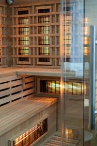 SPA bedrooms with Sauna&Bath and Free Parking