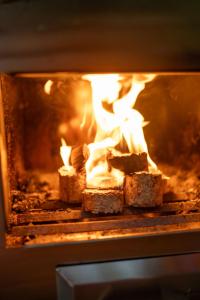 Chestnut Tree House with Hot tub & Sauna