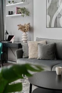 Zegadłowicza Riverside Studio in Wrocław by Noclegi Renters