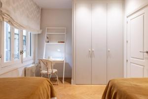 Charming 4-Person Apartment in Exclusive Barrio Salamanca Castello II