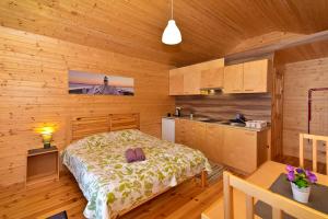 Trommeļa brīvdienu mājiņas-kempings