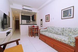 Quarto e sala cercado de natureza p 5 pessoas