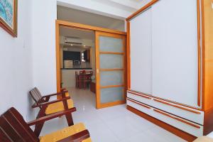 Quarto e sala cercado de natureza p 5 pessoas