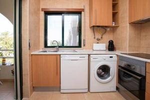 The Albufeira Concierge - Modern Salgados