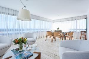 Luxury Ocean View Apartment