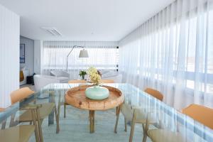 Luxury Ocean View Apartment