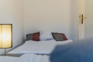 Garden-Eden Apartment