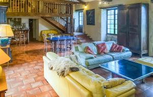 Stunning Home In Fauroux With Wifi