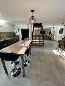 Villas Maison 2 piscines int/ext, spa : photos des chambres
