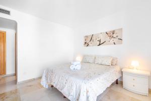 La Carihuela Beachfront II - Comfort, Style & Sea Views