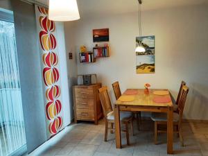Küstenwald - Ferienwohnung Igelring J56