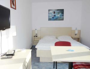 Küstenwald - Ferienzimmer großer Eikkater 8
