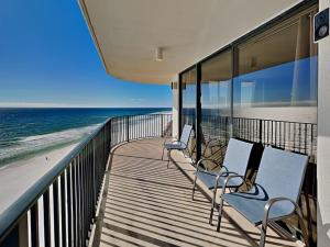 Edgewater Tower III 1114