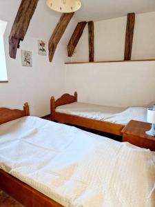 Maisons de vacances Le Puy d'Aubrac : photos des chambres