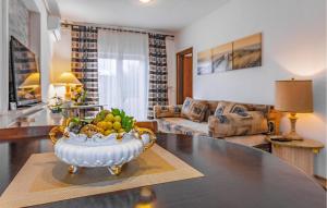 1 Bedroom Amazing Apartment In Medulin