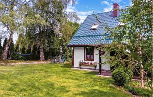 Amazing Apartment In Chwarzenko