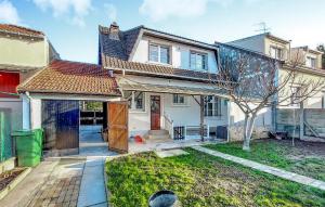 Maisons de vacances Pet Friendly Home In Juvisy-sur-orge With Wi-fi : photos des chambres