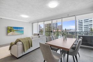 The Peninsula - Modern Beach Front 2BDR with Parking, Pool & Tennis