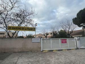 Maison P2 mezzanine, terrasse, proche plage et commerces, parking sécurisé au Grau-du-Roi - FR-1-307-142