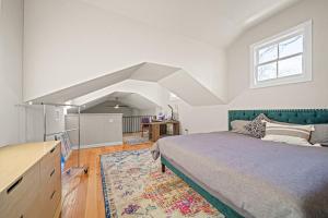 Boutique King William Complex