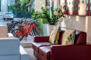 Domino Suite Hotel & Residence