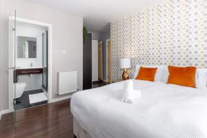 Flatzy - 3 Bedroom Apartment in Heart of City Centre