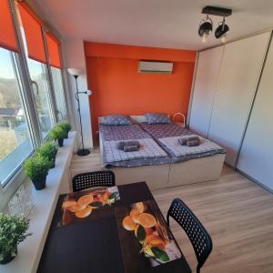 Orange Apartment Kraków