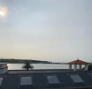 Vistas al mar, amplia terraza y garaje - Miengo