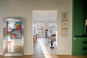 Veeve - Orsay Artistry
