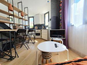 Maisons de vacances L'Exquishette de Lourmarin, un nid sur les toits. : photos des chambres